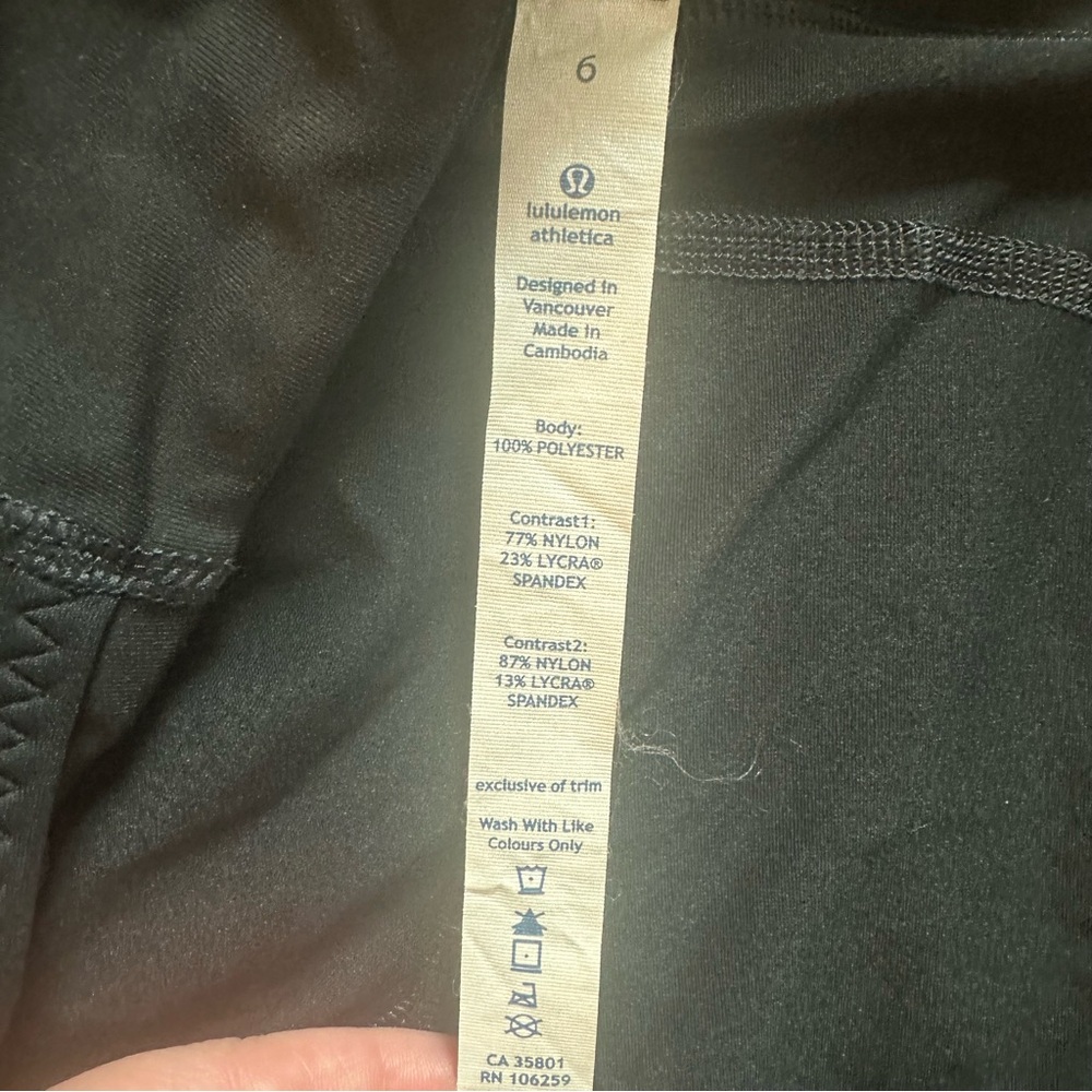 Lululemon athletica Black Women's athletic Shirt w shorts - Picture 7 of 7